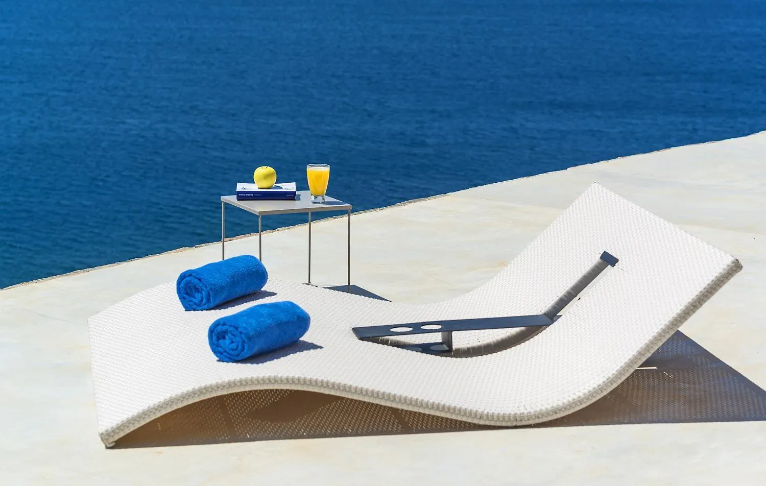 Luxury Seafront Design Villa Akrotiri Tersanas