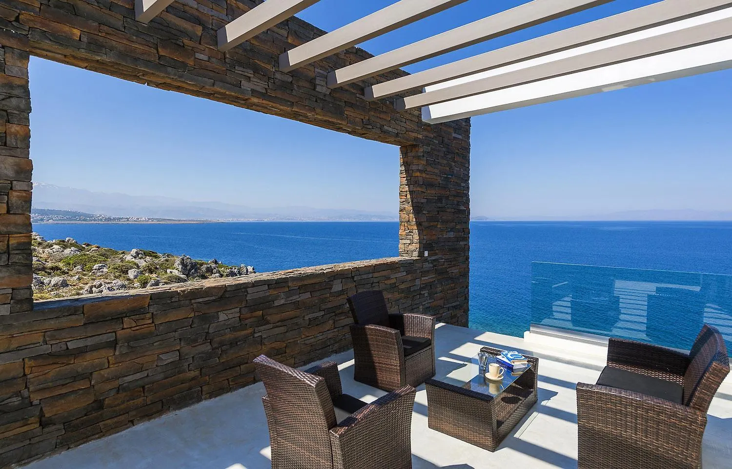 Luxury Seafront Design Villa Akrotiri Tersanas