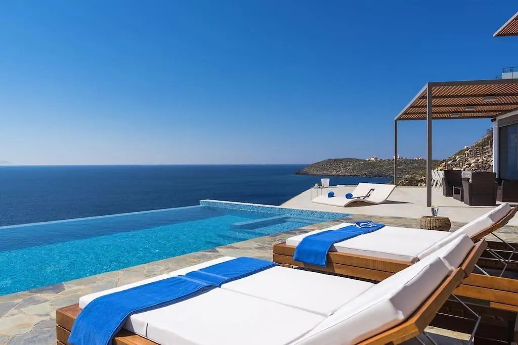 Luxury Seafront Design Villa Akrotiri Tersanas